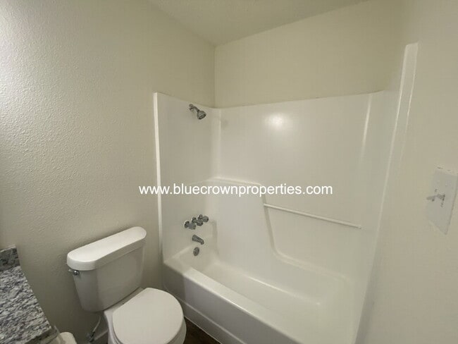 Building Photo - 3108 Timber Ridge Point