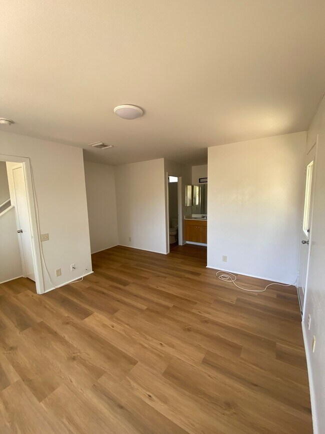Building Photo - 91-318 Makalea Street #42
