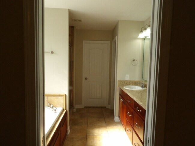 Building Photo - Legacy Drive, Enterprise, AL