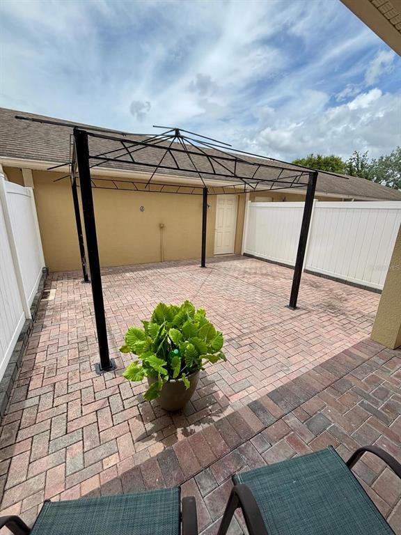 Building Photo - 7716 Fordson Ln