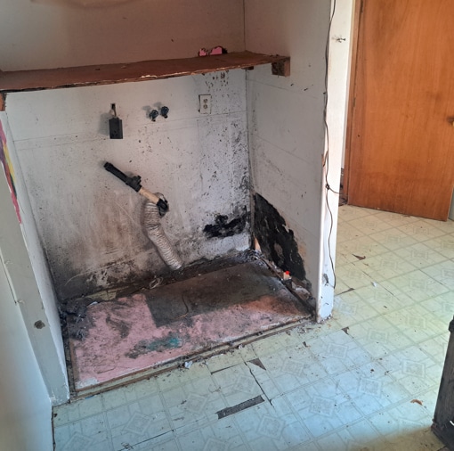 Building Photo - 2502 Lakeview Ave