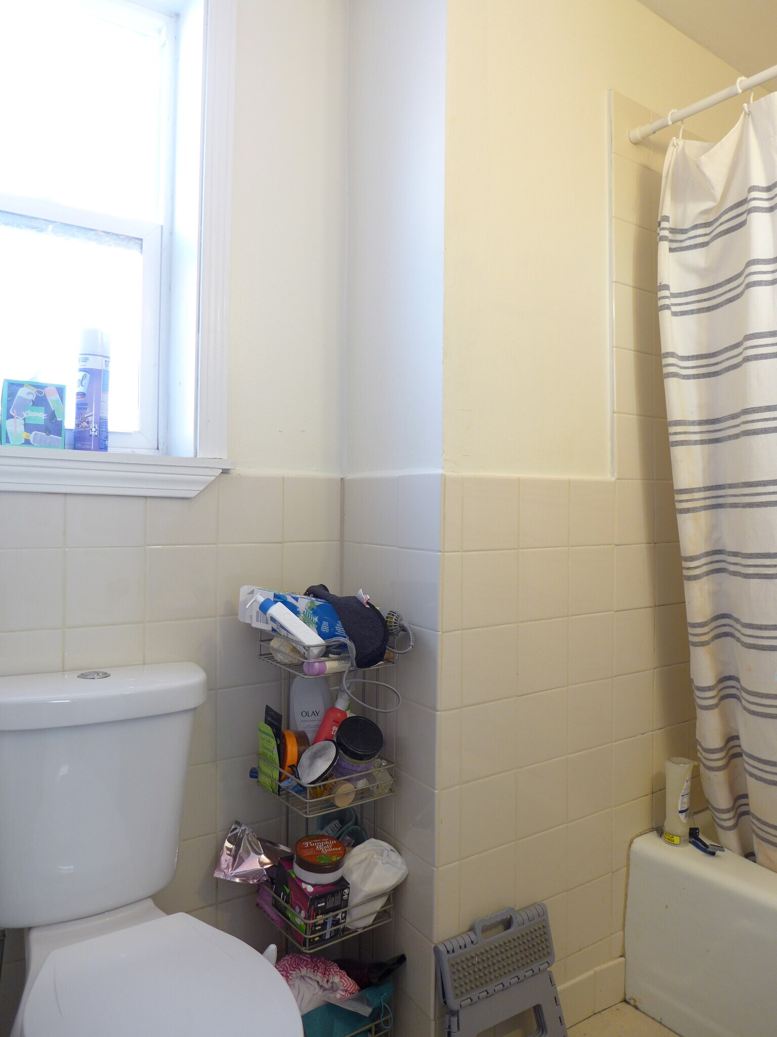 Building Photo - 830 Parker St