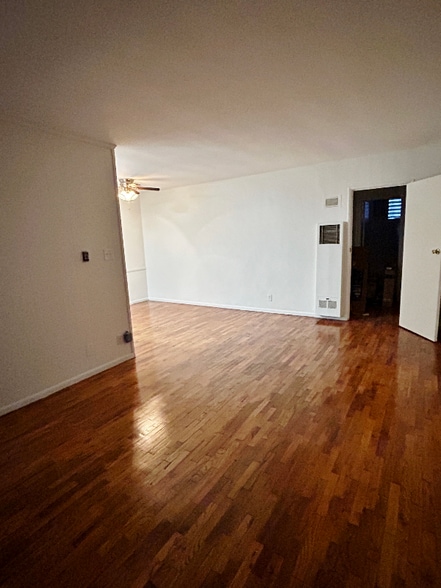 Building Photo - 1231 N Formosa Ave