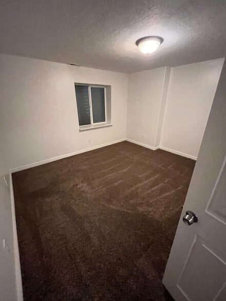 Building Photo - 3860 N Davencourt Loop