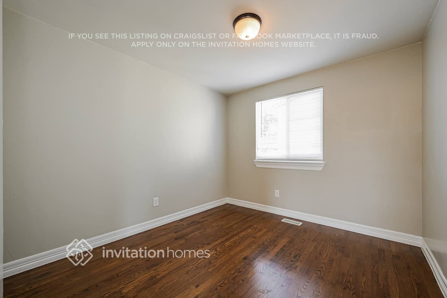 Building Photo - 1772 S Genoa Way