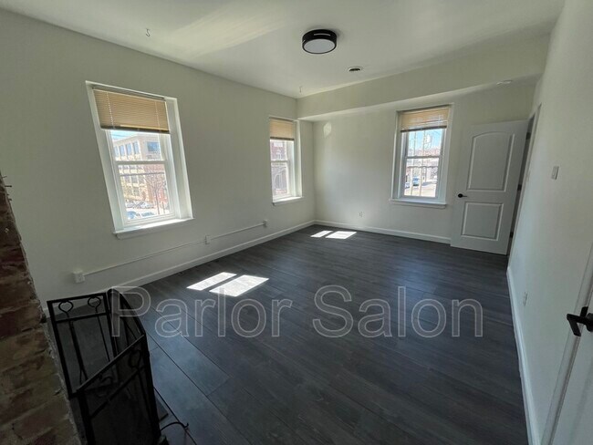 Building Photo - 2200 E Main St