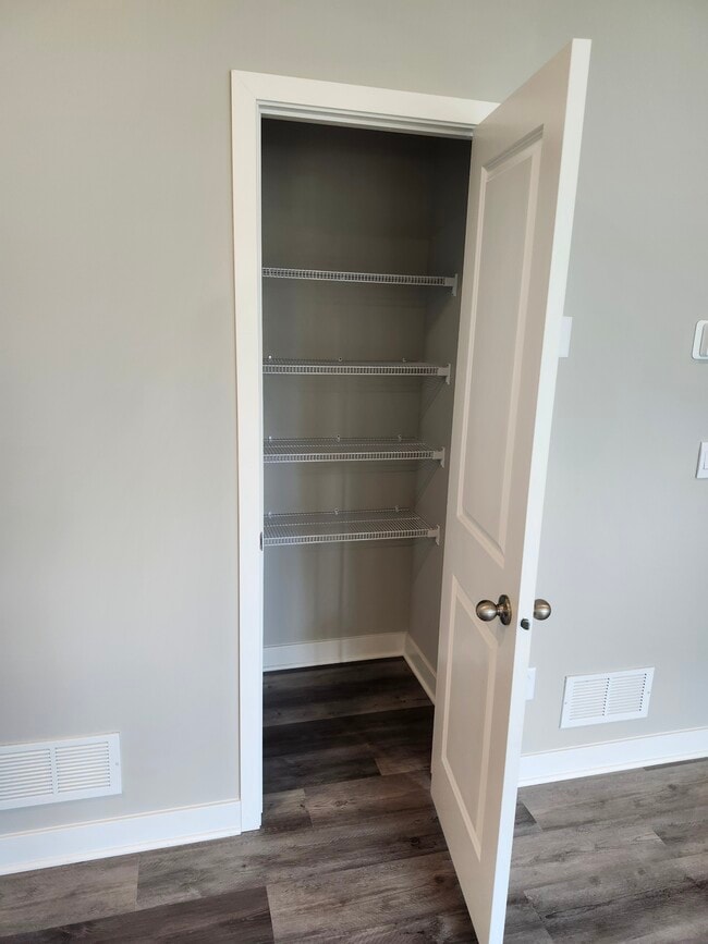 Building Photo - 11128 Balsam Pointe Trl