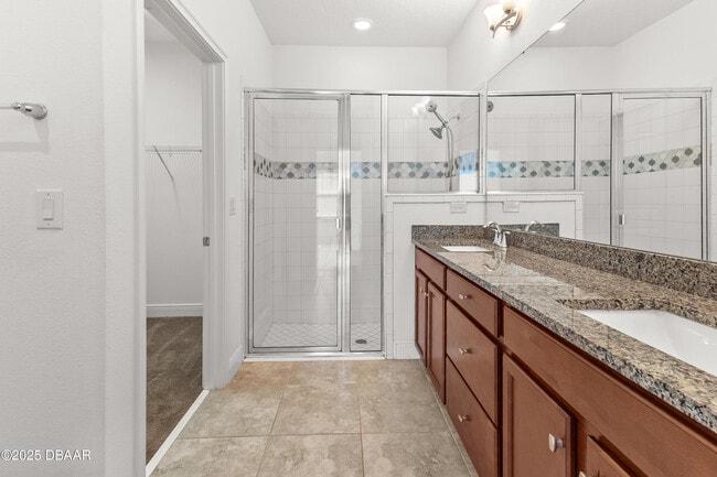 Building Photo - 5640 Estero Loop