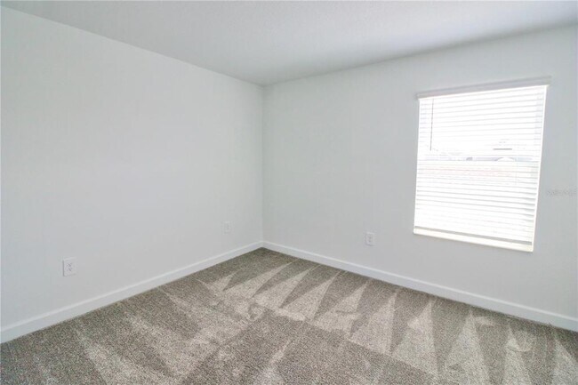 Building Photo - 11425 Listening Dr