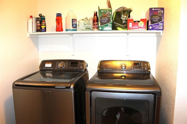 Building Photo - 11052 Kirkoswald Rd