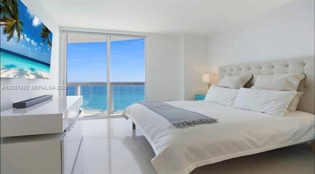 Building Photo - 6365 Collins Ave