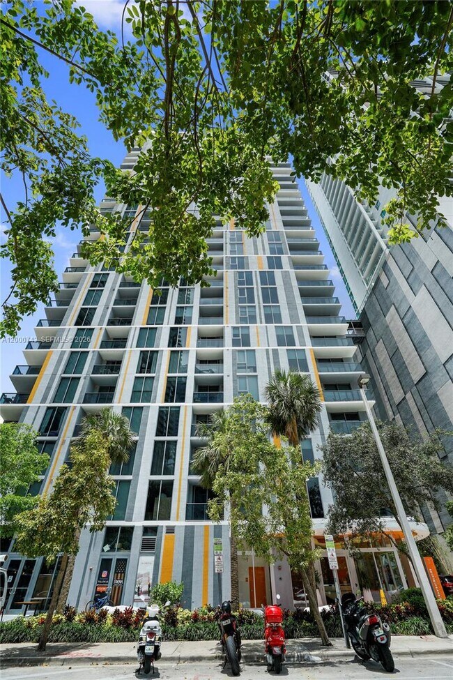 Building Photo - 31 SE 6th St