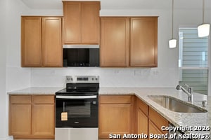 Building Photo - 14839 Vance Jackson Rd