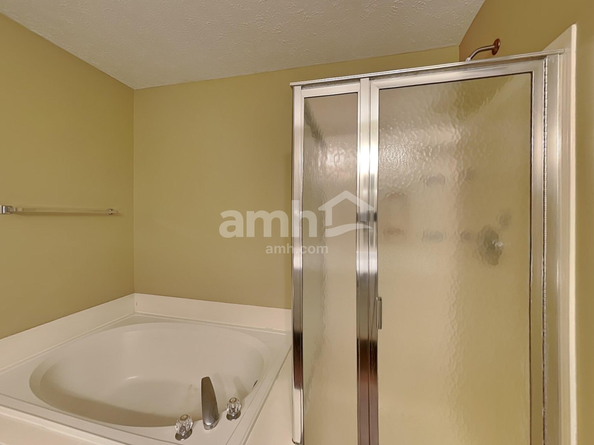 Building Photo - 10640 Standish Pl