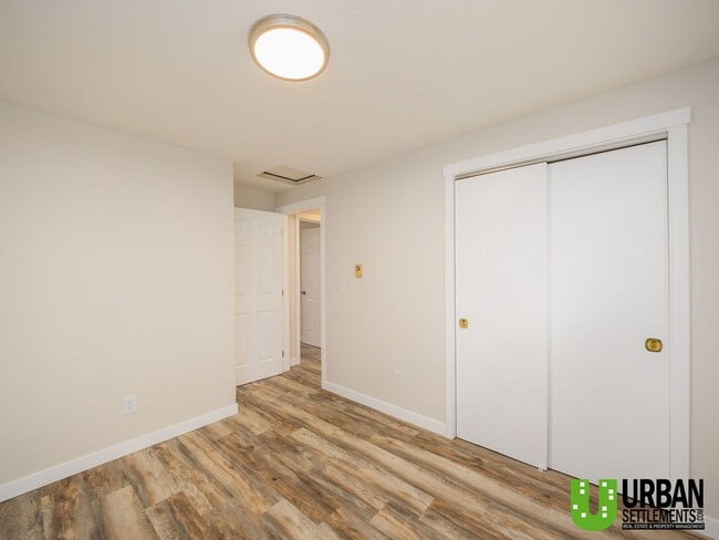 Building Photo - Great opportunity for duplex in Cheney