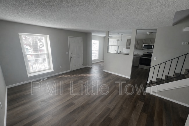 Building Photo - 1670 N Halifax Wy