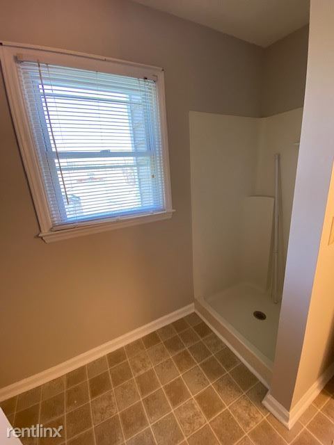 Building Photo - 4 br, 2.5 bath House - 7 Woodlea Ridge Ct