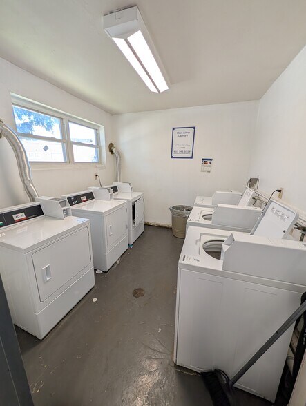 Building Photo - 367 Hildreth St