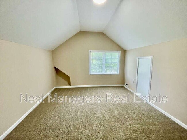 Building Photo - 416 Old Maxton Rd