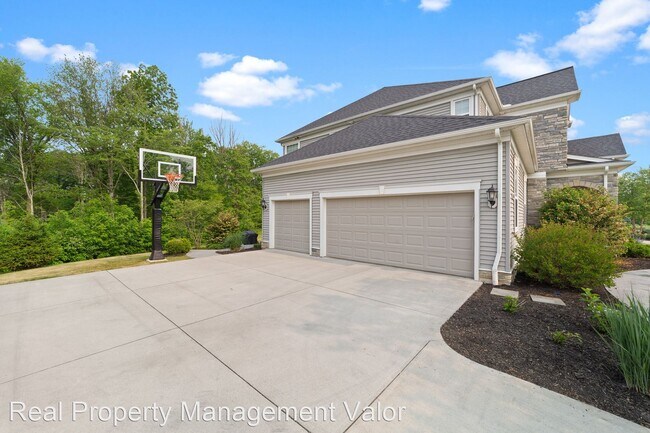 Building Photo - 4 br, 4 bath House - 6712 Rosewood Trail