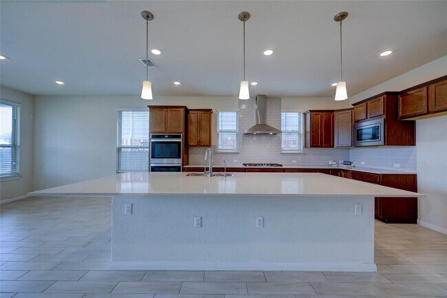Building Photo - 11007 Strawberry Roan Dr