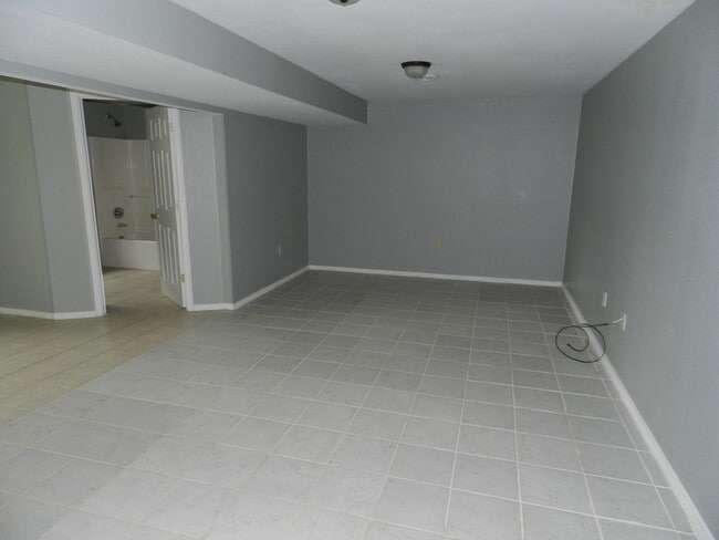 Building Photo - 14558 Holloway Ln