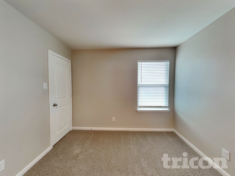 Building Photo - 3022 Citron Garden