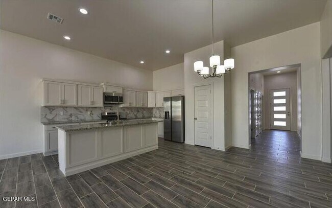 Building Photo - 51073 Sand Verbena Ave