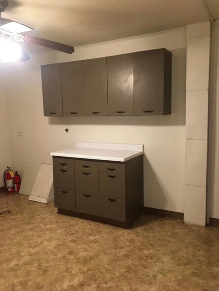Kitchen - 901 Chartiers Ave