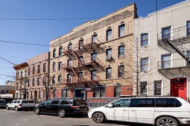 Building Photo - The Stanhope