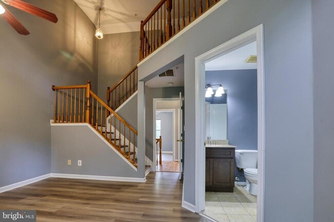 Building Photo - 30 Flaxleaf Ct