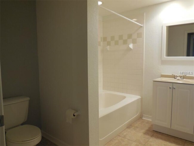 Bathroom1 - 504 S Armenia Ave