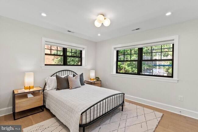 Building Photo - 4628 Blagden Terrace NW