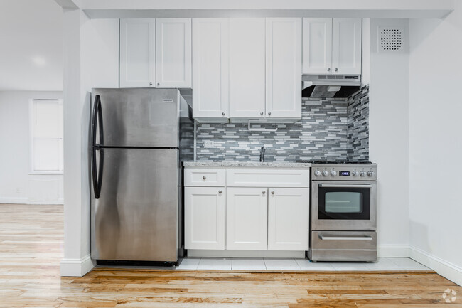 Kitchen - 142-27 Barclay Ave