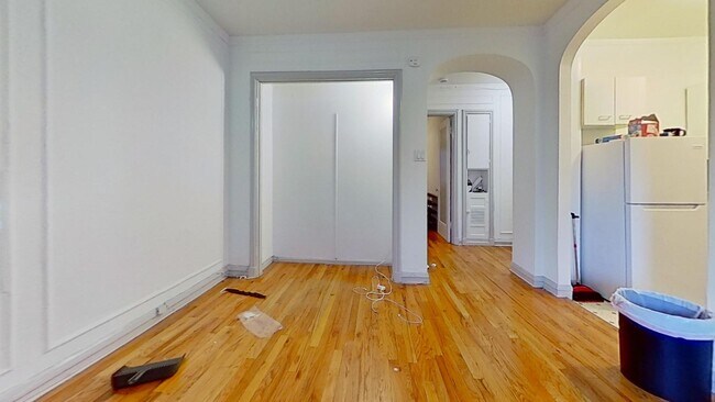Building Photo - 601 W Deming Pl