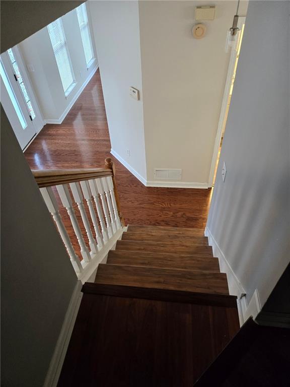 Building Photo - 3243 Oak Vista Way SW