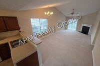 Building Photo - Two bedroom patio home