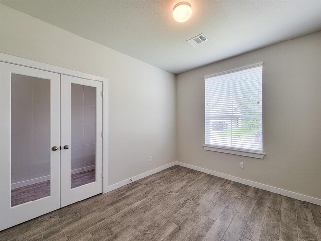 Building Photo - 15131 Timberson Rdg Ln