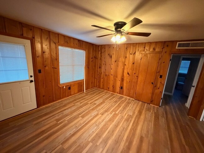 Building Photo - 2530 Baylor Ave