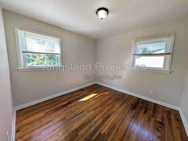 Building Photo - 936 Highmont Dr