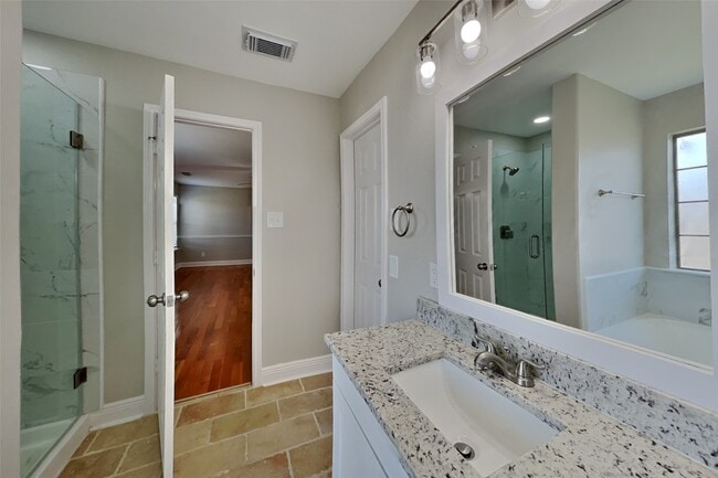 Building Photo - 29402 Legends Hill Dr