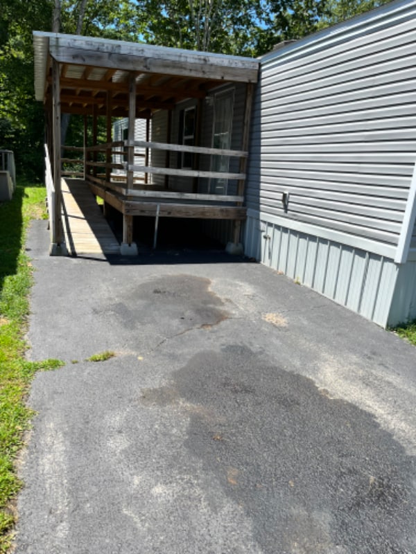 Building Photo - 811 Pointview Ct