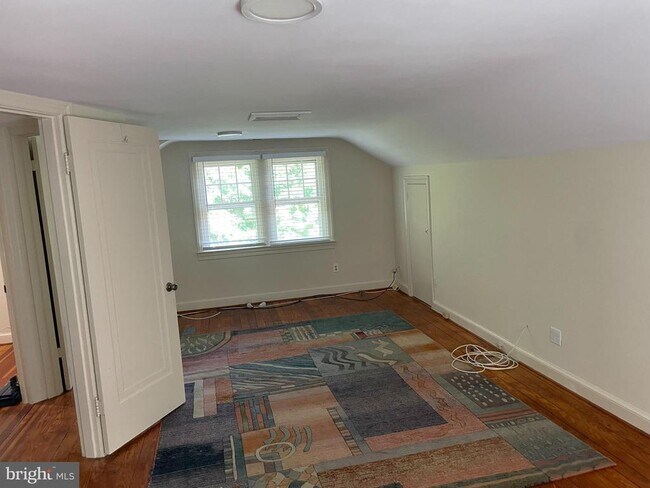 Building Photo - 2210 N Lexington St