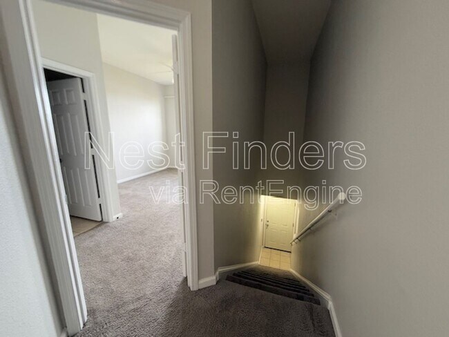 Building Photo - 10075 Gate Pkwy N