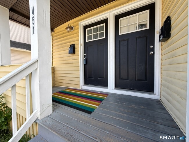 Building Photo - 451 Hollister Ave