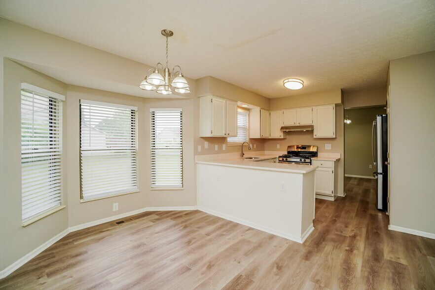 Building Photo - 3444 Trentshire Dr