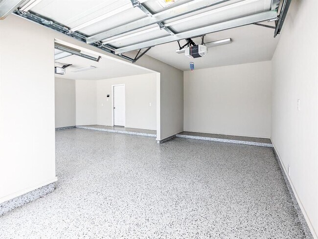 Building Photo - 20726 Bulbine Vly Dr
