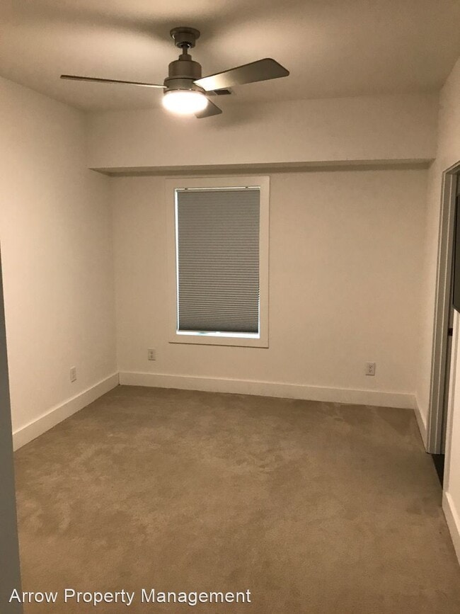 Building Photo - 4 br, 3.5 bath House - 33 Perkins St