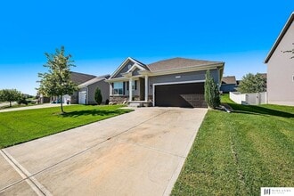 Building Photo - 7822 S 184th Ave