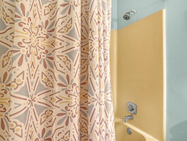 Building Photo - 6552 Chasewood Dr